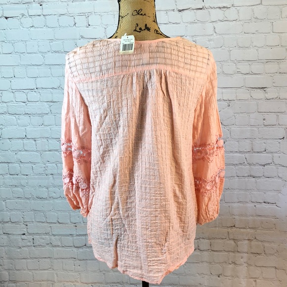 NWT Krazy Kat peasant top w lace inserts on sleeve - Picture 3 of 6